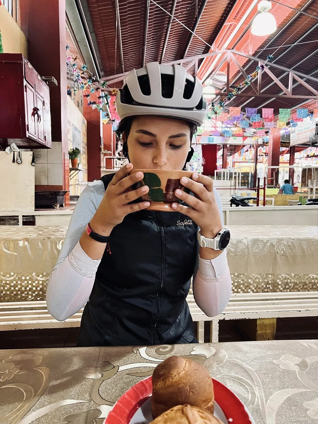 Market moment, mid-ride